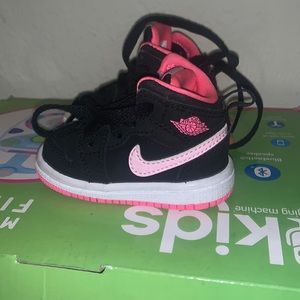 Jordan 1 Black&Pink